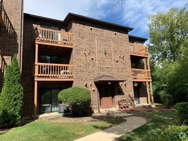 Building Photo - 2226 Abbeywood Dr Unit B Rental