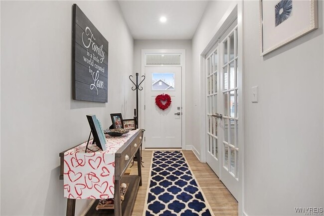 Building Photo - 94 Lynette Ln