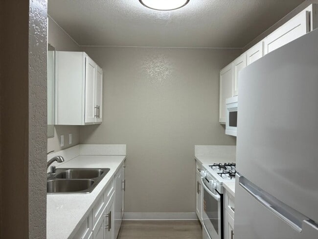 Ciel Apartments