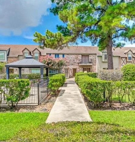 Photo - 14711 Barryknoll Lane, 43