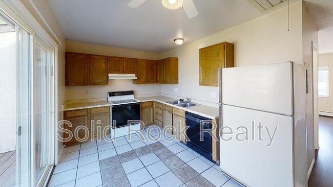 Photo - 2817 King St Condo Unit D