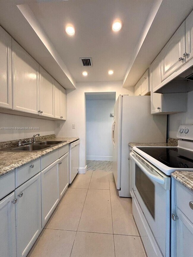 Photo - 8275 SW 152nd Ave Unit D-314