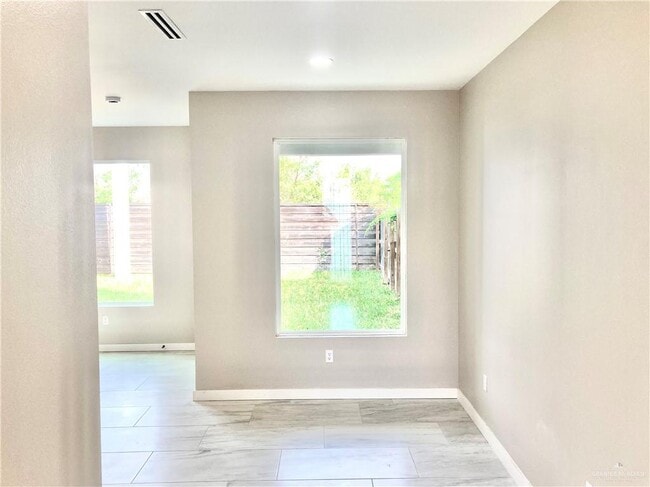 Photo - 40 Corales St