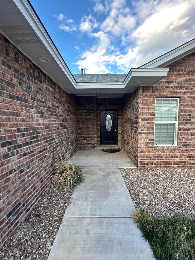 Photo - Stunning 3 Bed Home! Managed by Owner!