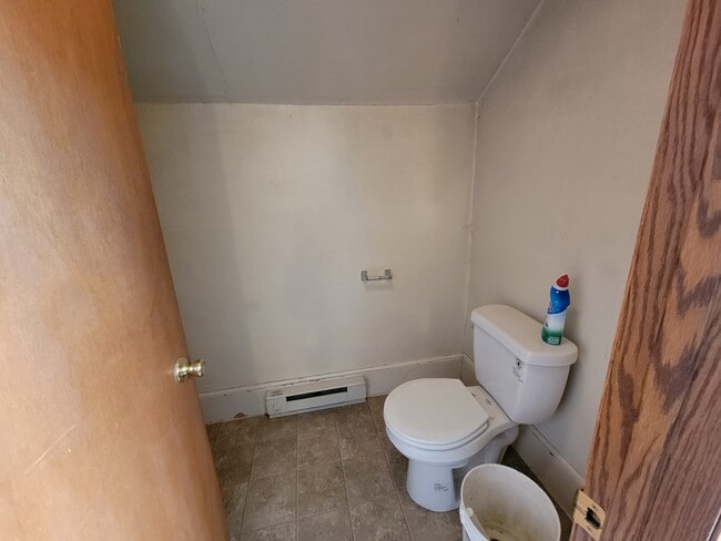 Photo - 1115 6th St E