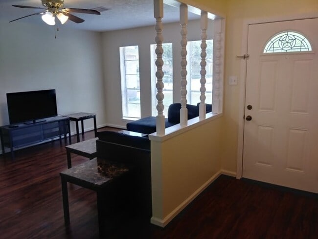 Photo - 2402 Union Mill Rd