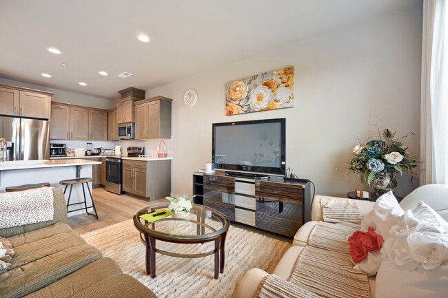 Photo - 2614 Waterlily Dr