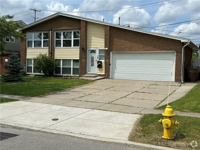 Building Photo - 18 Barone Cir Rental