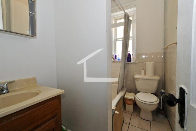 4 Price Rd Unit 8