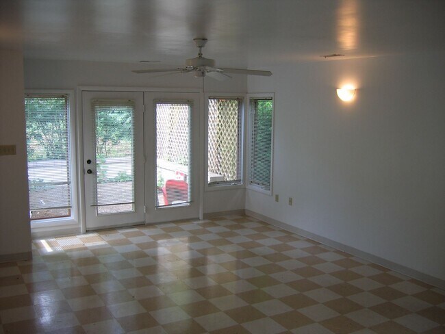 Photo - 2312 Price Ave Unit A