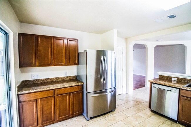 Photo - 413 Moorhen Cove