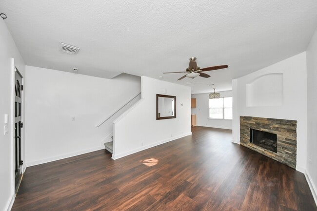 Photo - 21218 Somerset Park Ln