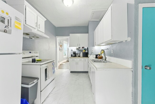 Photo - 3516 Flora Ave