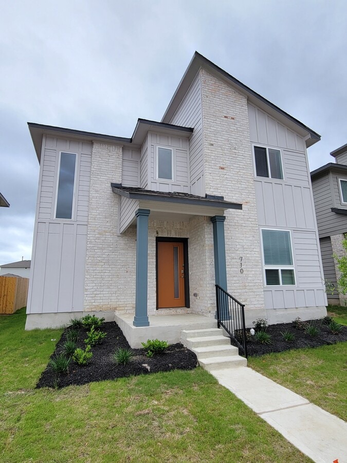 Photo - 710 Granger Ln