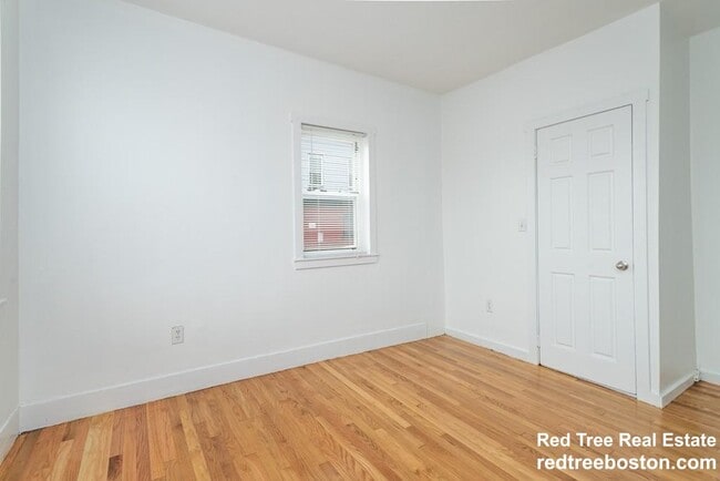 289 Hancock St Unit 1