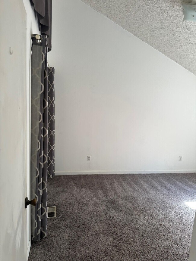 Photo - 2276 Sandpiper St