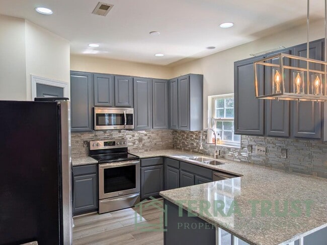 Photo - 10429 Madison Park Dr