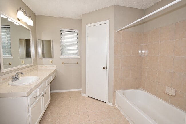 Photo - 14203 Long River Ct