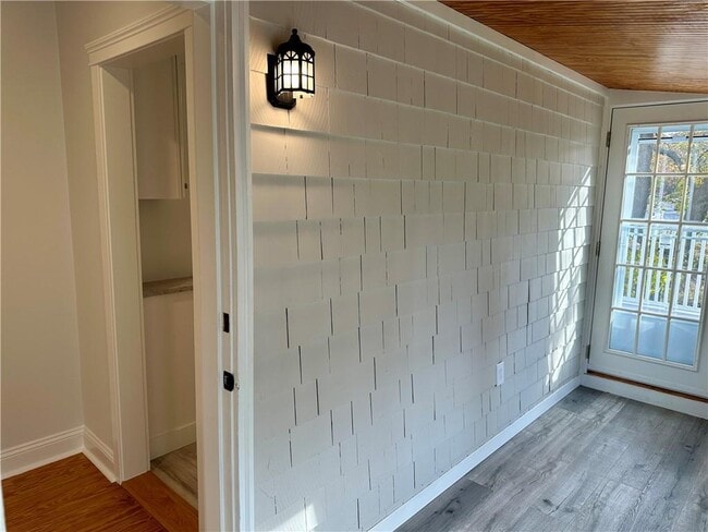 Photo - 54 Planet Ave