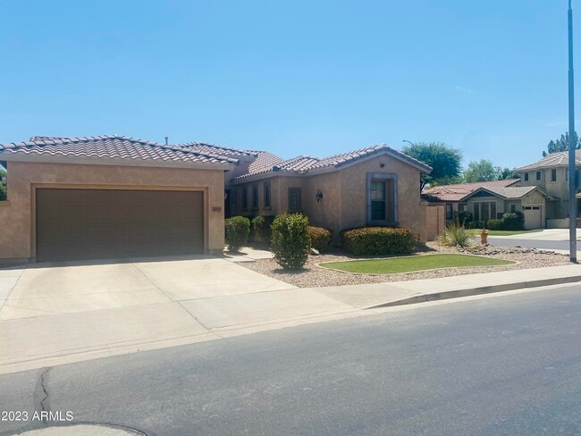 Building Photo - 453 W Lantana Pl Rental