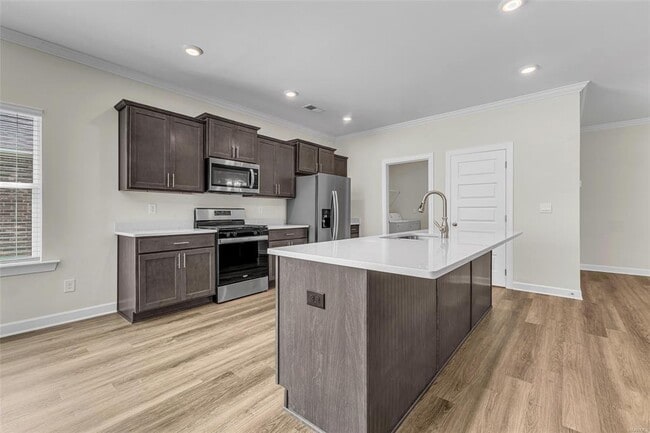 Photo - 1029 Birch Ln