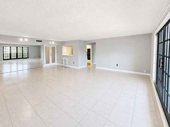 Photo - 110 Salamanca Ave Unit PH