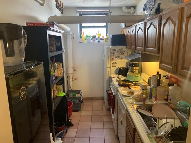 Building Photo - 1254 Commonwealth Ave Unit B Rental