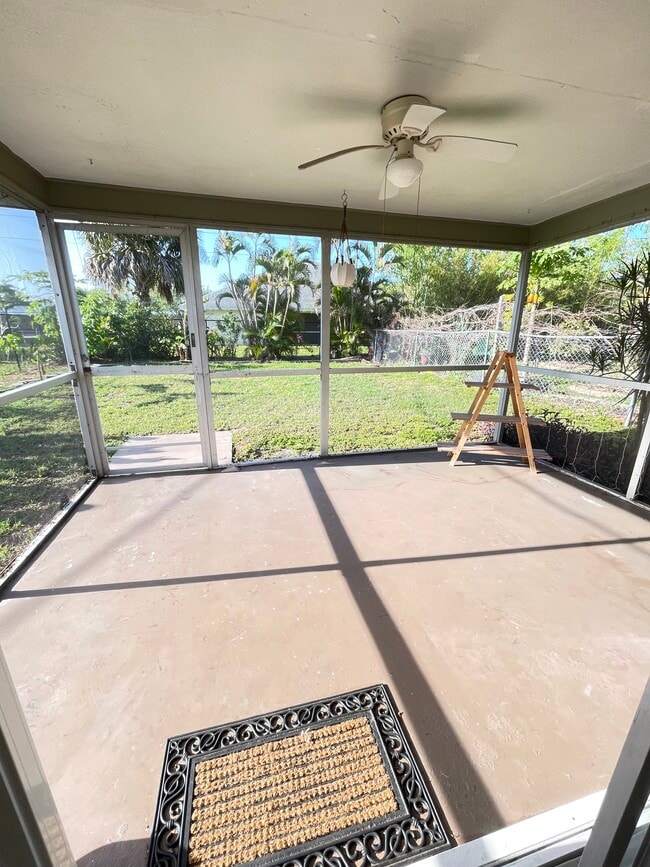 Photo - 1252 SE 8th St Unit 1252