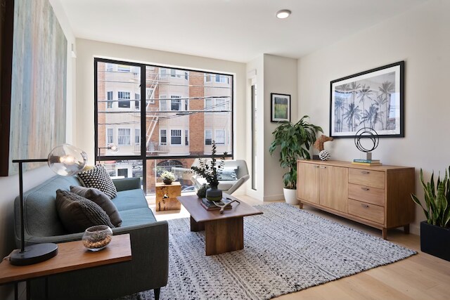 Living room - 1188 Valencia St Unit 210