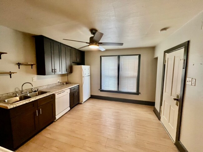 Photo - 1809 S 14th St