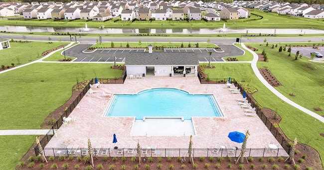 Photo - The Grove at Village Oaks