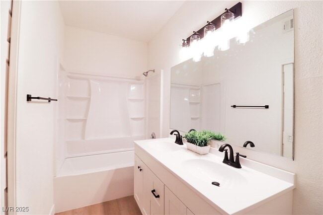 Photo - 5225 W Reno Ave Unit 122