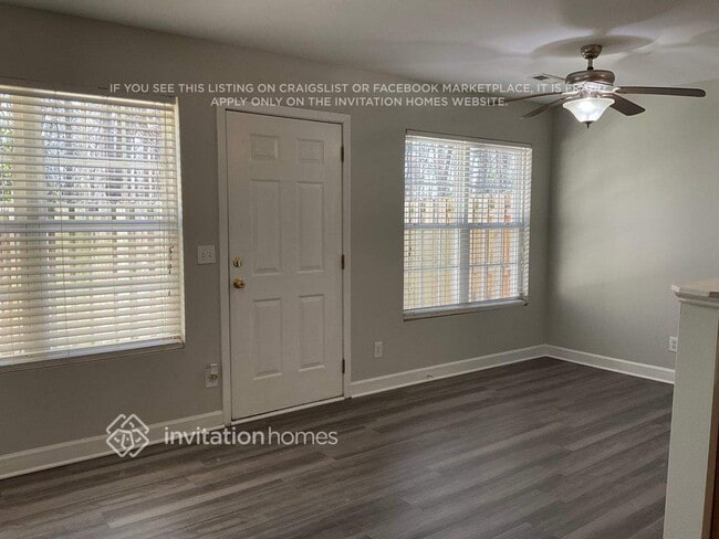 Photo - 3111 Alder Way