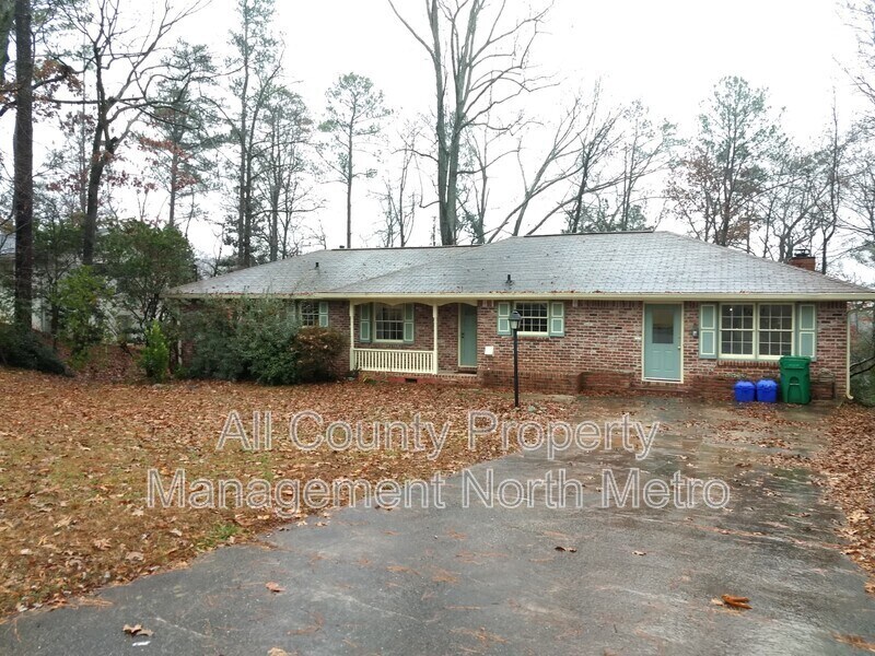 Photo - 1273 Becket Dr NE