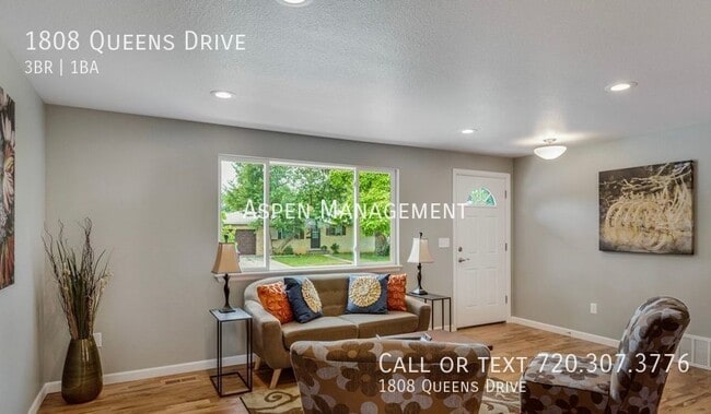 Photo - 1808 Queens Dr