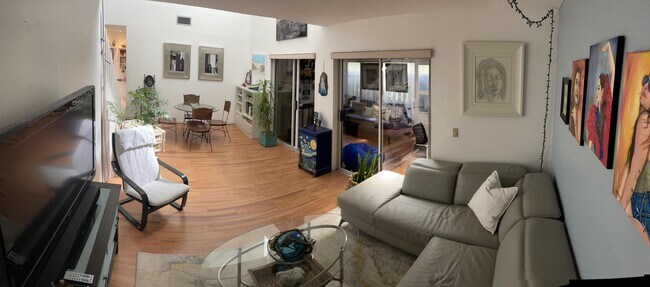 Photo - 1592 Springside Dr