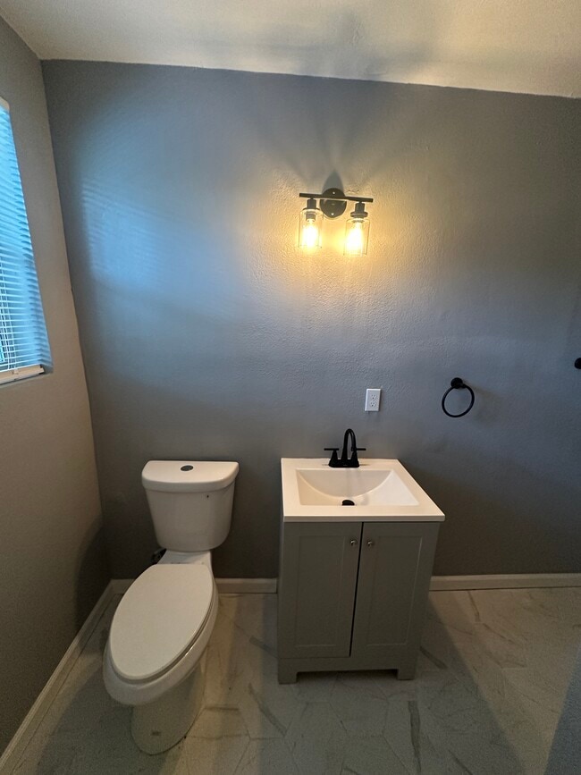 Photo - 3150 Belden Cir