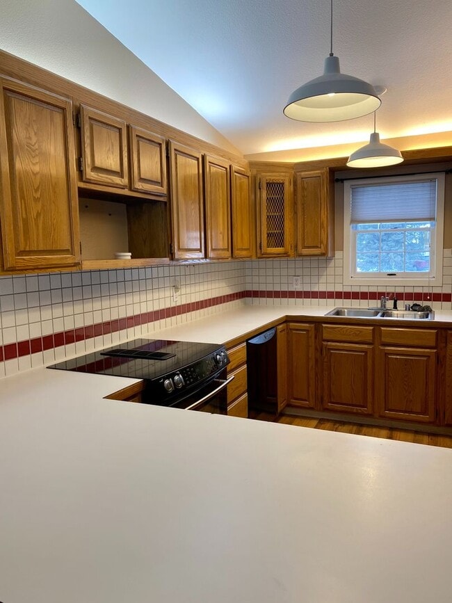 Photo - LONGTERM KENAI TOWNHOME