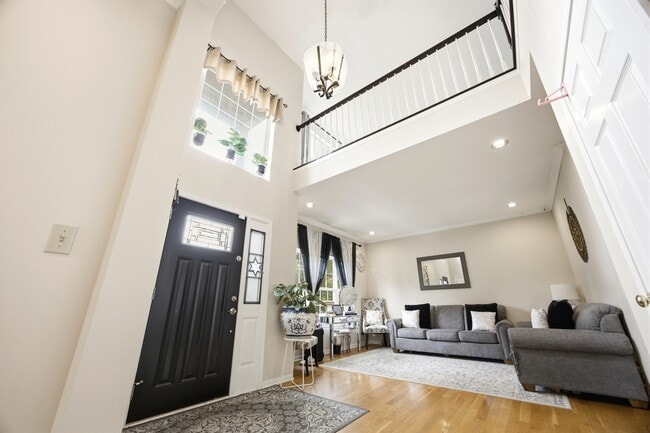 9 Tenneyson Ct