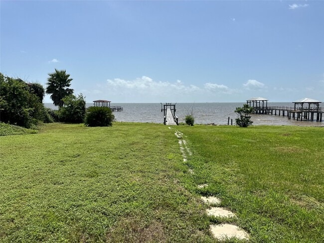 Photo - 415 2nd St