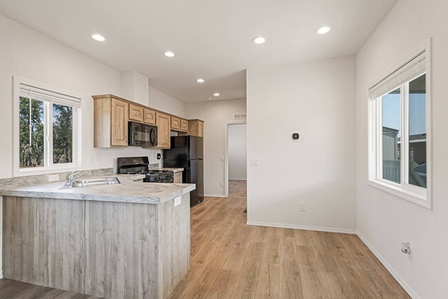 Photo - 5510 Clark Rd