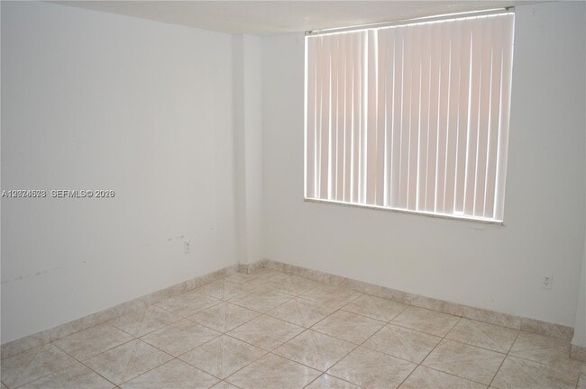 Photo - 15600 NW 7th Ave Unit 216