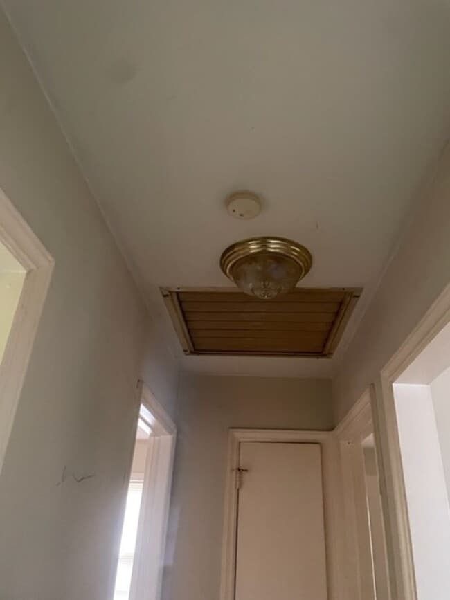 Photo - Three Bedroom One bathroom home for Rent