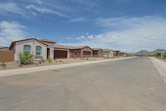 Photo - Beautiful 4 Bedroom in Aloravita Community