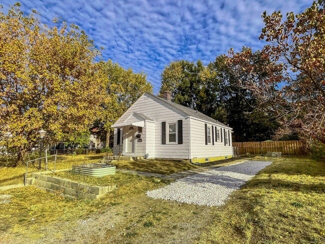 Photo - 1040 E Gates St