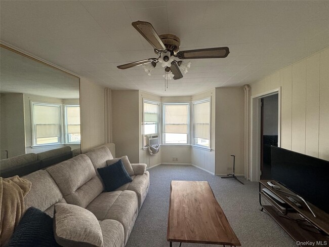 Photo - 73 Prime Ave