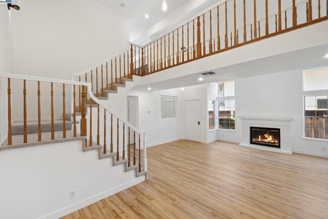 Photo - 1733 Magnolia Cir
