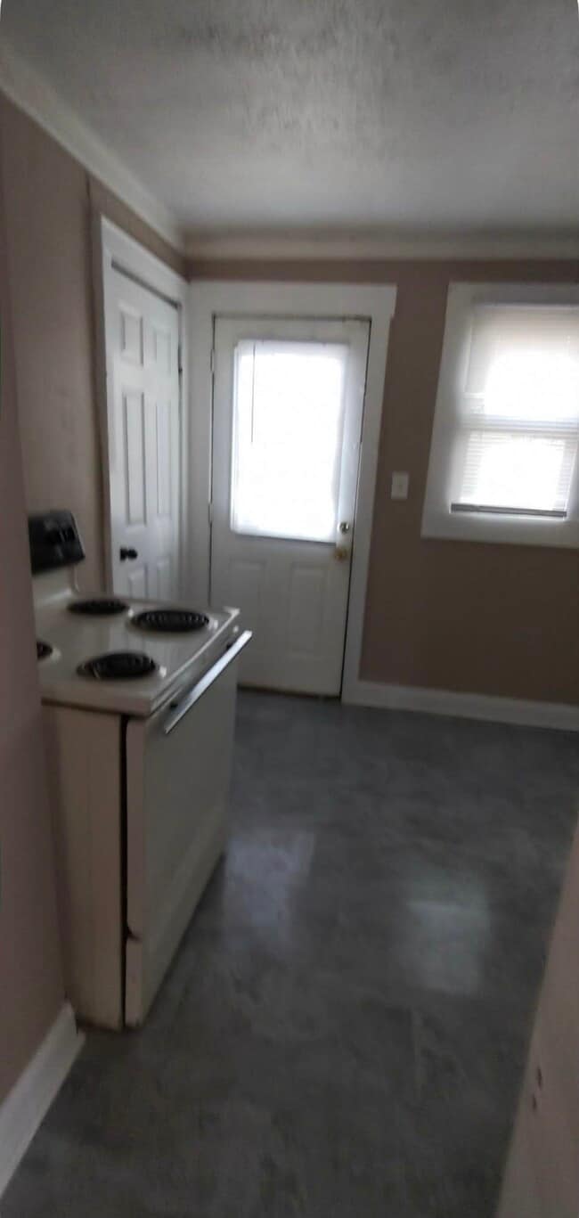 Photo - 1405 N Chester Ave