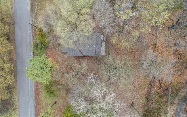 Photo - Charming 2 Bedroom Home on a Large Private Lot!