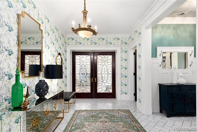 Photo - 680 Clarkson St